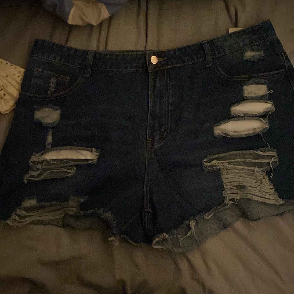 Denim shorts from Priscilla Block and SHEIN collection.